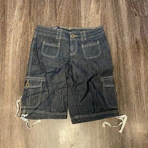 Tommy Hilfiger size 6 women’s bermudas new with tags